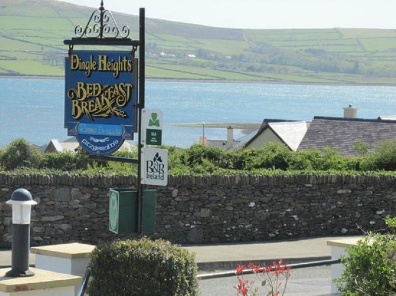 Fitzgerald'S Dingle Heights Bed & Breakfast Exterior foto